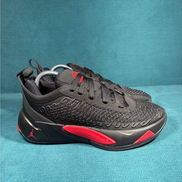 Jordan Luka 1 Bred Long Range Size 7Y/8.5Womens - Picture 3 of 8